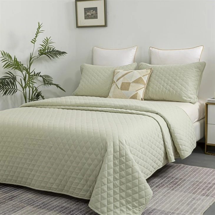 Coverlet Bedspreads